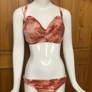 Shade and shore  bra size bikini